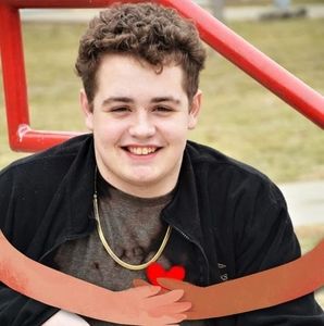 Meet your Posher, Max